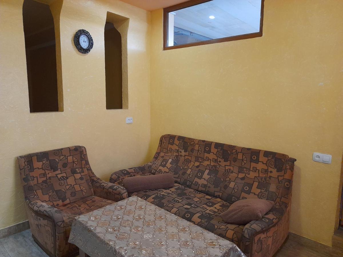 Guest House In Center Γιερεβάν Εξωτερικό φωτογραφία